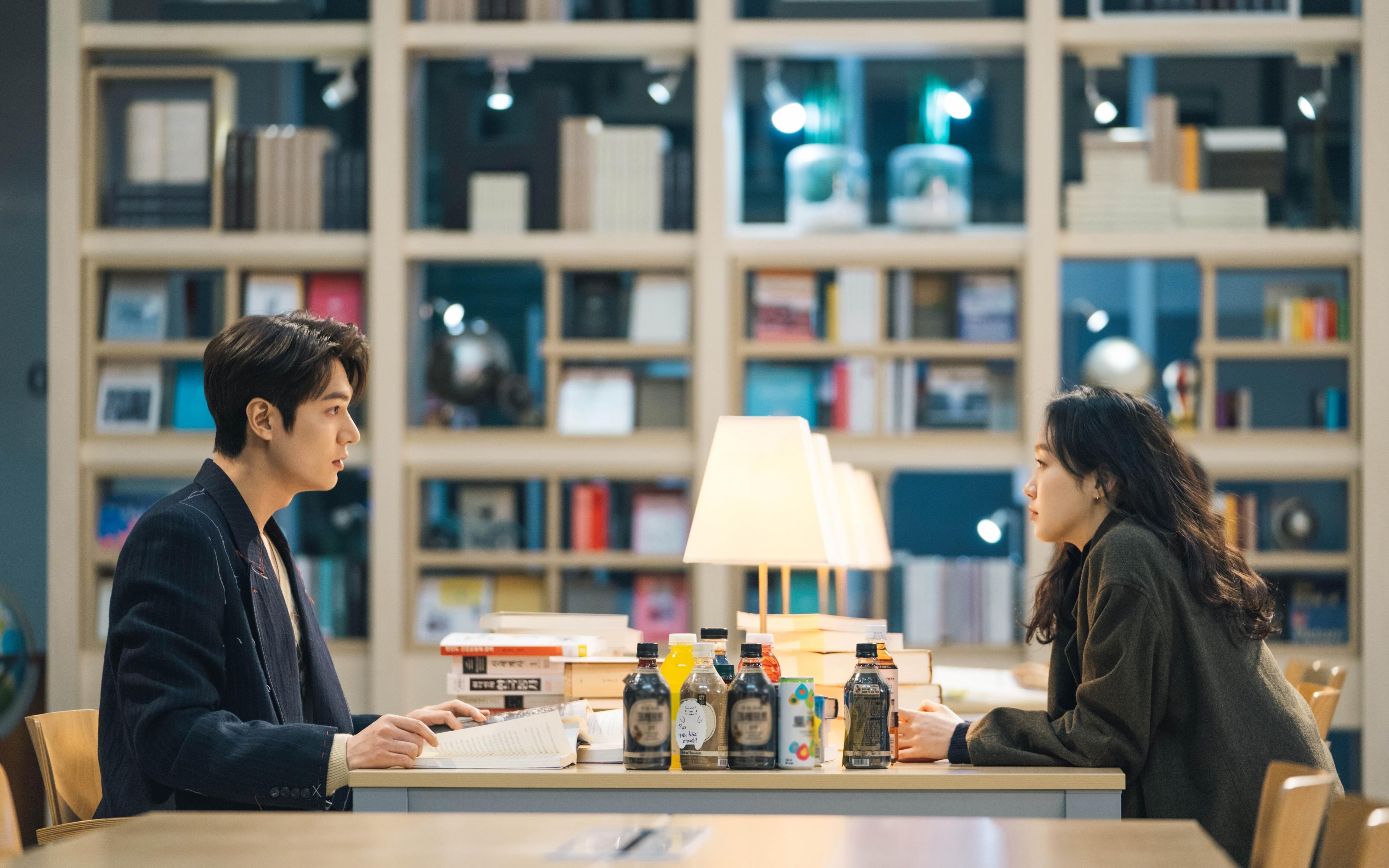 五大联赛本土球员与外援比例变化趋势，五大联赛允许几名外援